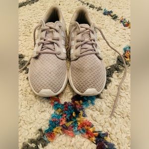 Adidas sneakers (size 7 1/2)